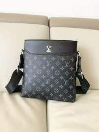 Picture of Louis Vuitton Mens Bags _SKUfw216209455fw